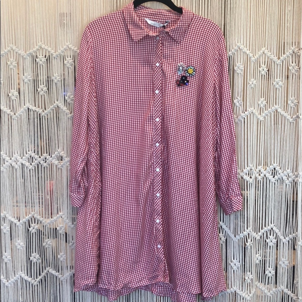 Zara - Button Up Shirt Dress w Beaded Flowers